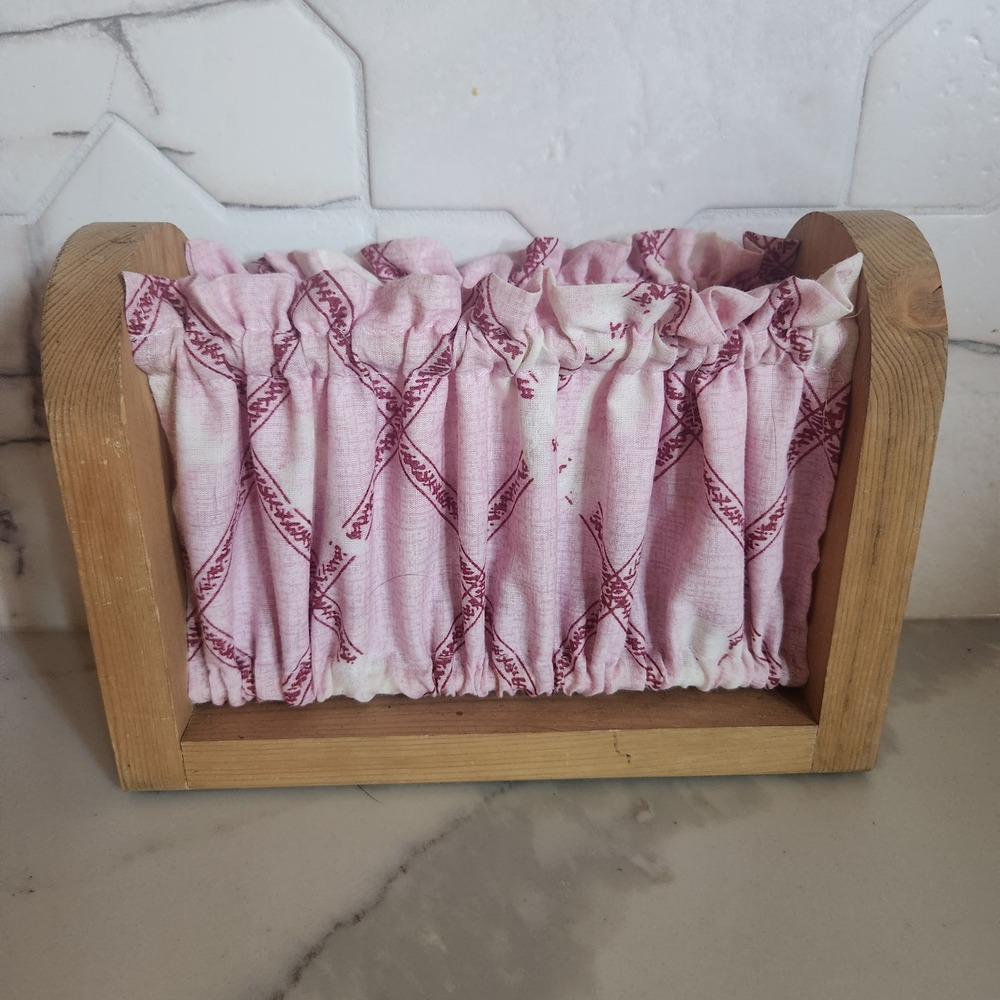Wood‎ Napkin Holder Pink Ruffled Fabric Trellis Pattern Organizer Homemade